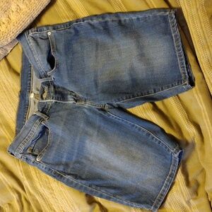 Women's Levi's Bermuda Shorts Sz 29